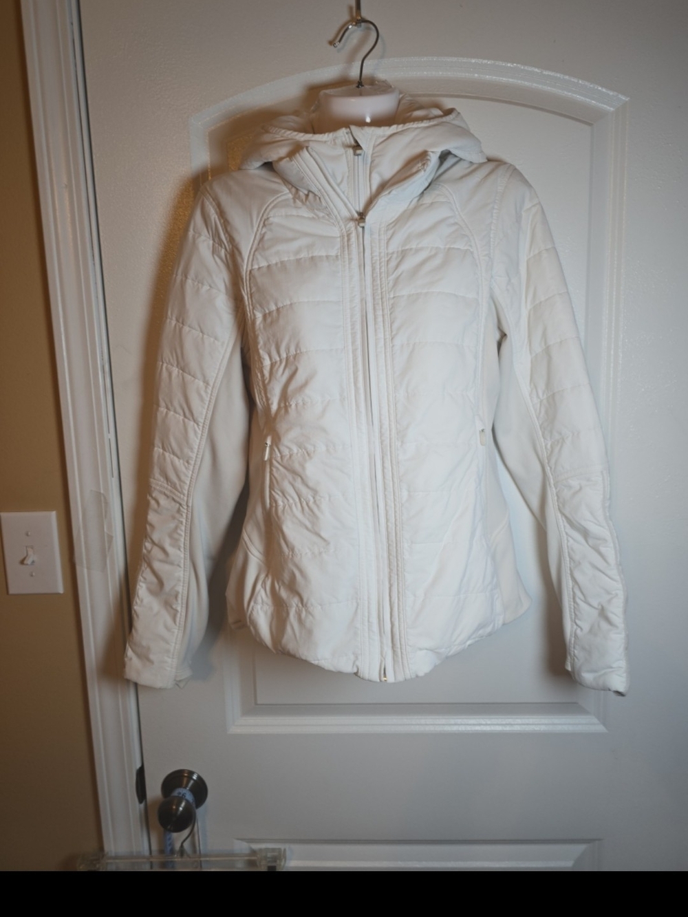 LULULEMON Another Mile Jacket Size 8